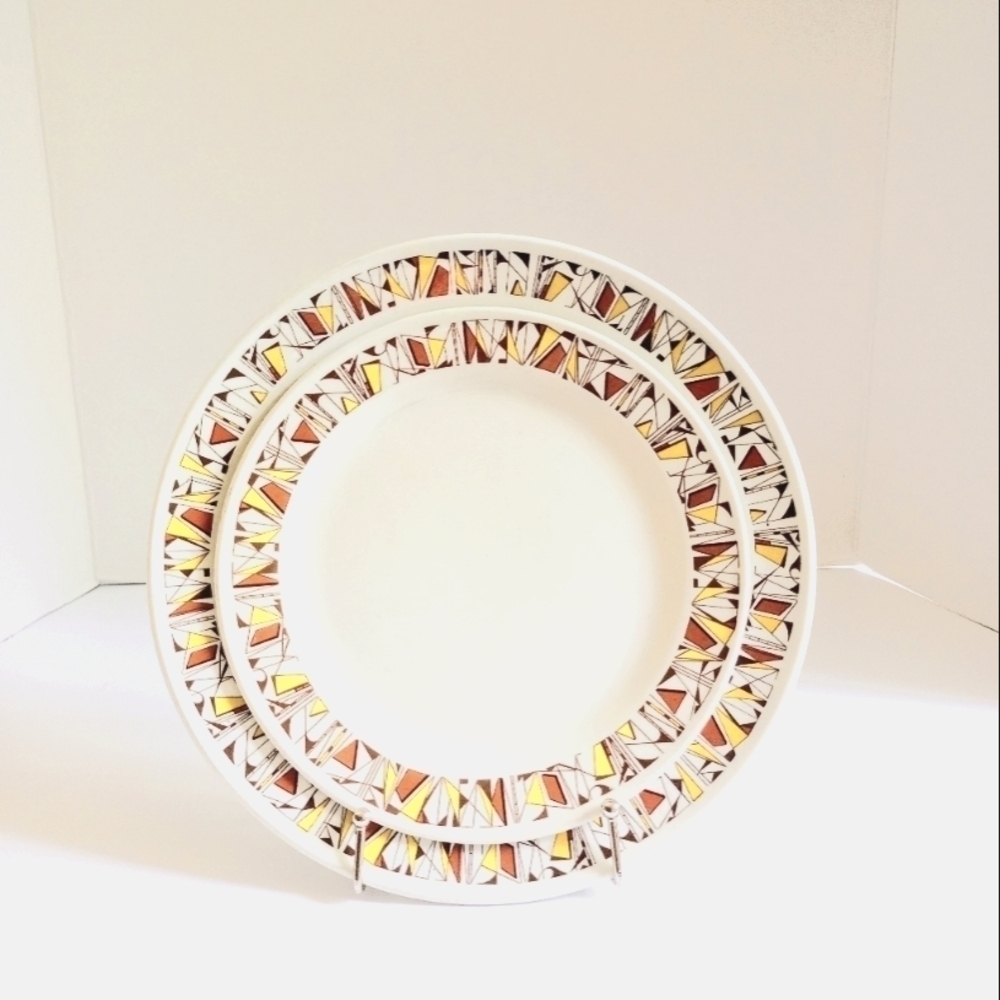 Vtg Ridgway Steelite Fanfare plates